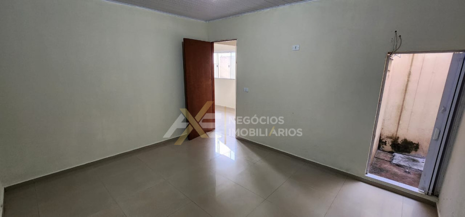 Casa Fundos para Alugar no Parque Residencial Cambé - foto 3
