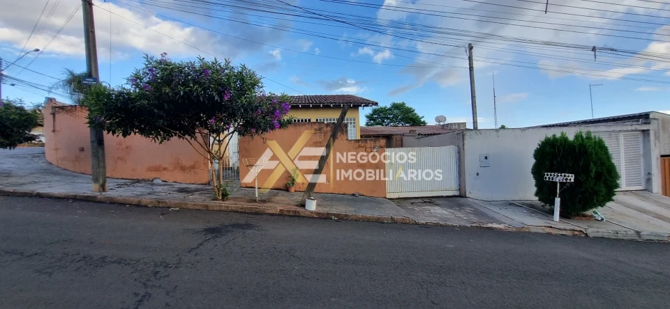 Imagens do imóveis CASA À VENDA EM CAMBÉ, AVENIDA SANTO CASARO, CAMBÉ 2