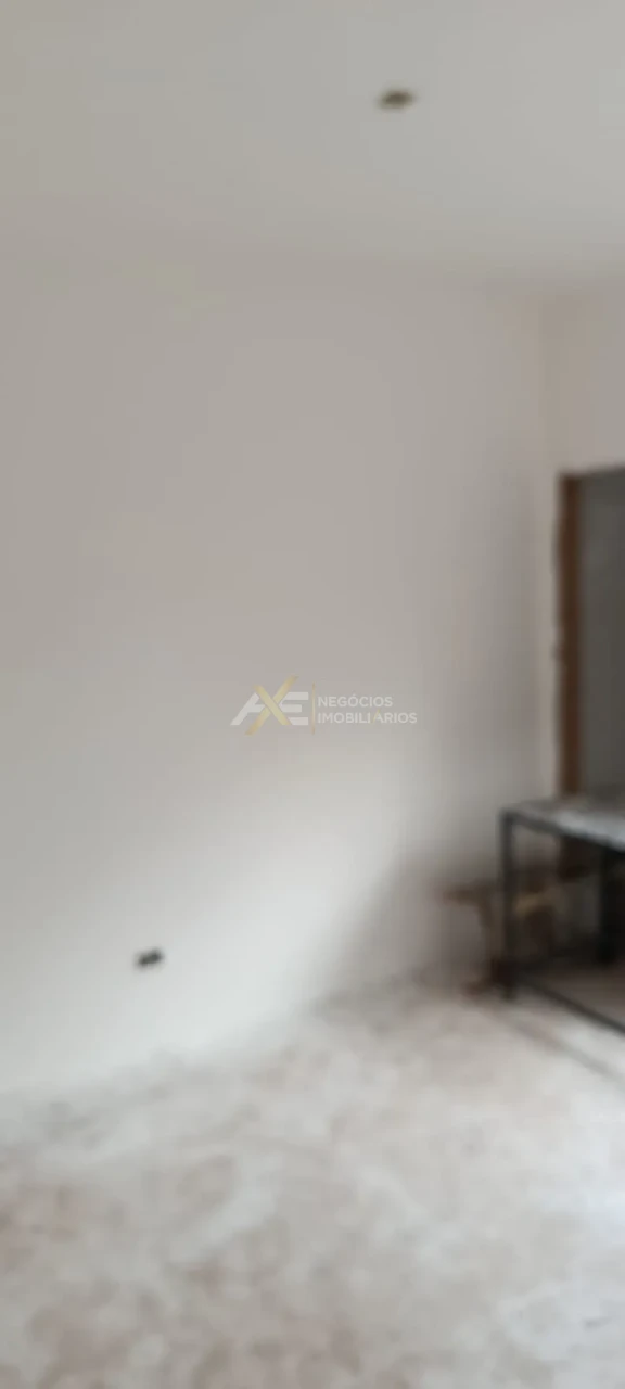 CASA GEMINADA com 3 quartos (sendo 1 suíte)