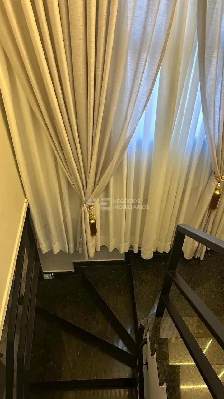 Imagens do imóveis LINDA CASA  ASSOBRADADA JARDIM MORUMBI, COM 3 QUARTOS (SENDO 1 SUÍTE), PISCINA, CHURRASQUEIRA