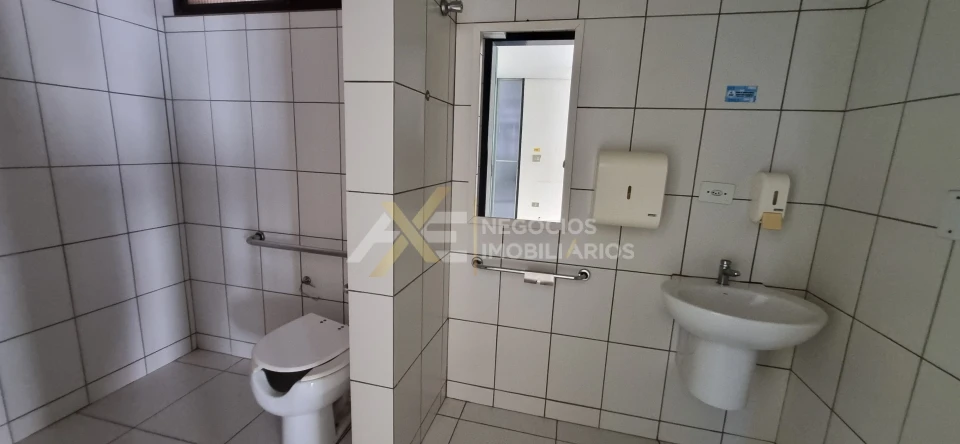 SALAS COMERCIAL À VENDA  NA RUA PERNAMBUCO EM LONDRINA -PR