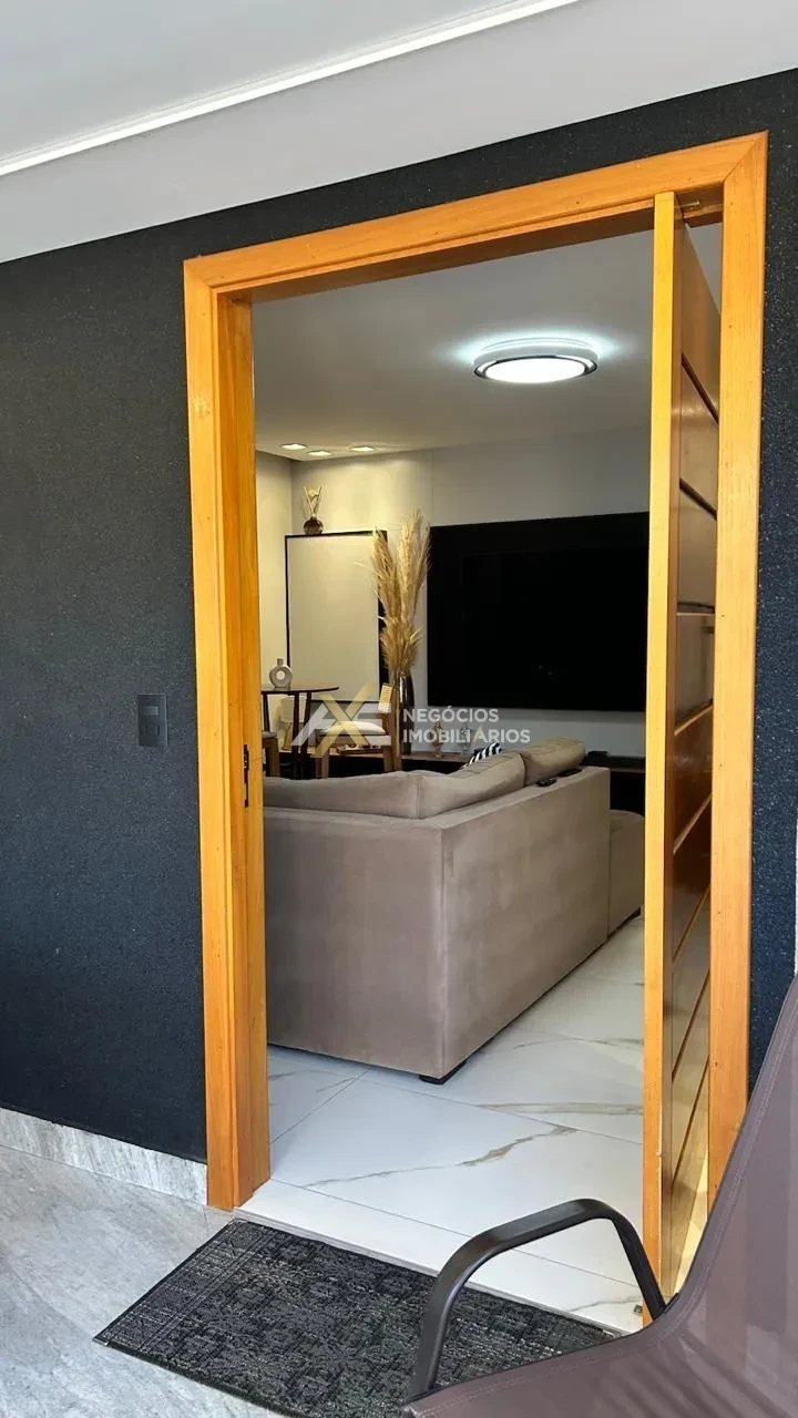 Imagens do imóveis LINDA CASA  ASSOBRADADA JARDIM MORUMBI, COM 3 QUARTOS (SENDO 1 SUÍTE), PISCINA, CHURRASQUEIRA