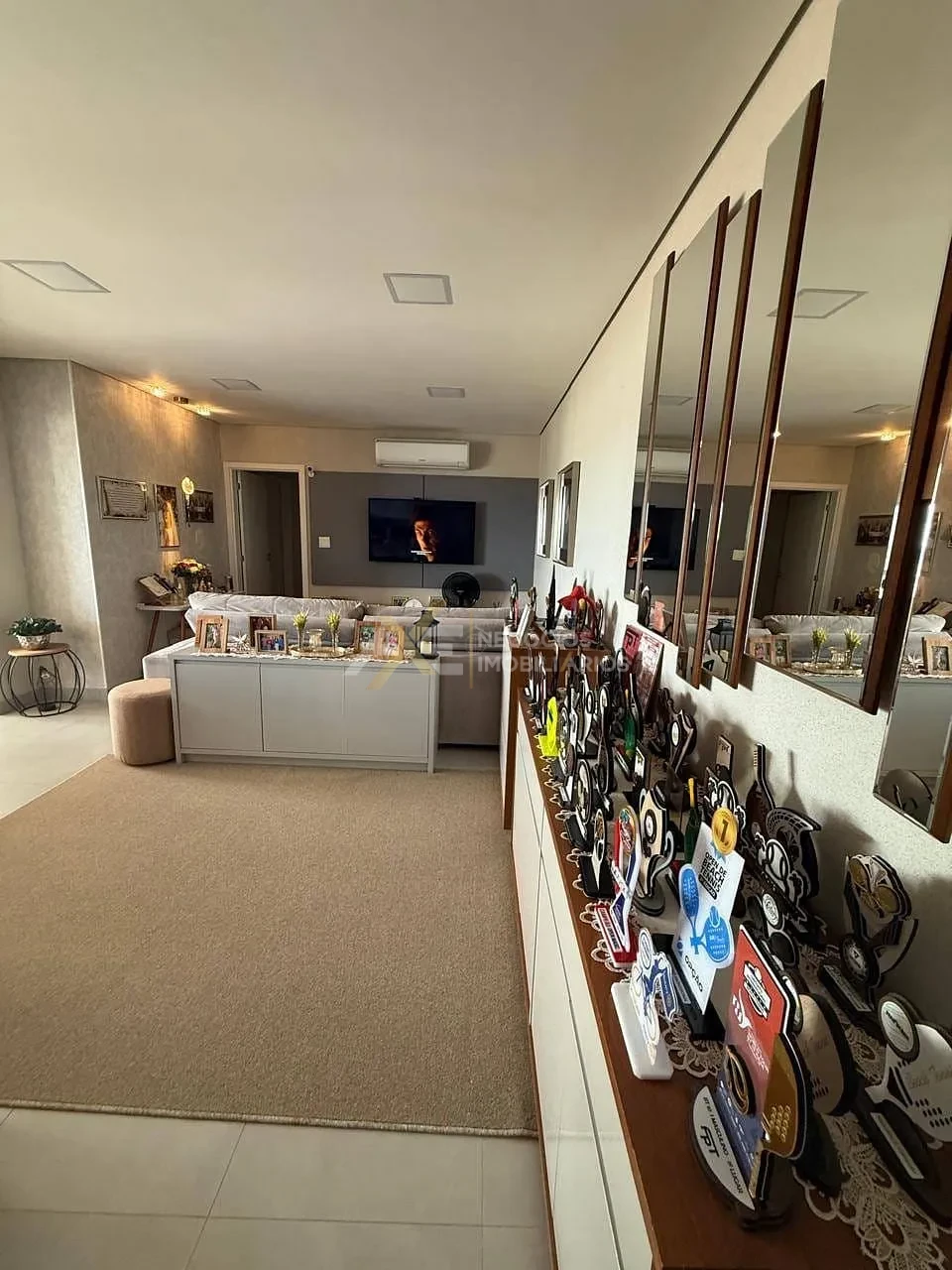 Apartamento Mont Blanc de 3 quartos c/suite e moveis planejados a Venda no Centro de Rolandia, Pr.