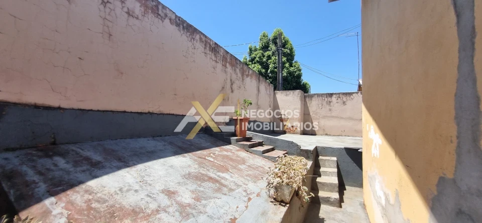 Imagens do imóveis CASA À VENDA EM CAMBÉ, AVENIDA SANTO CASARO, CAMBÉ 2