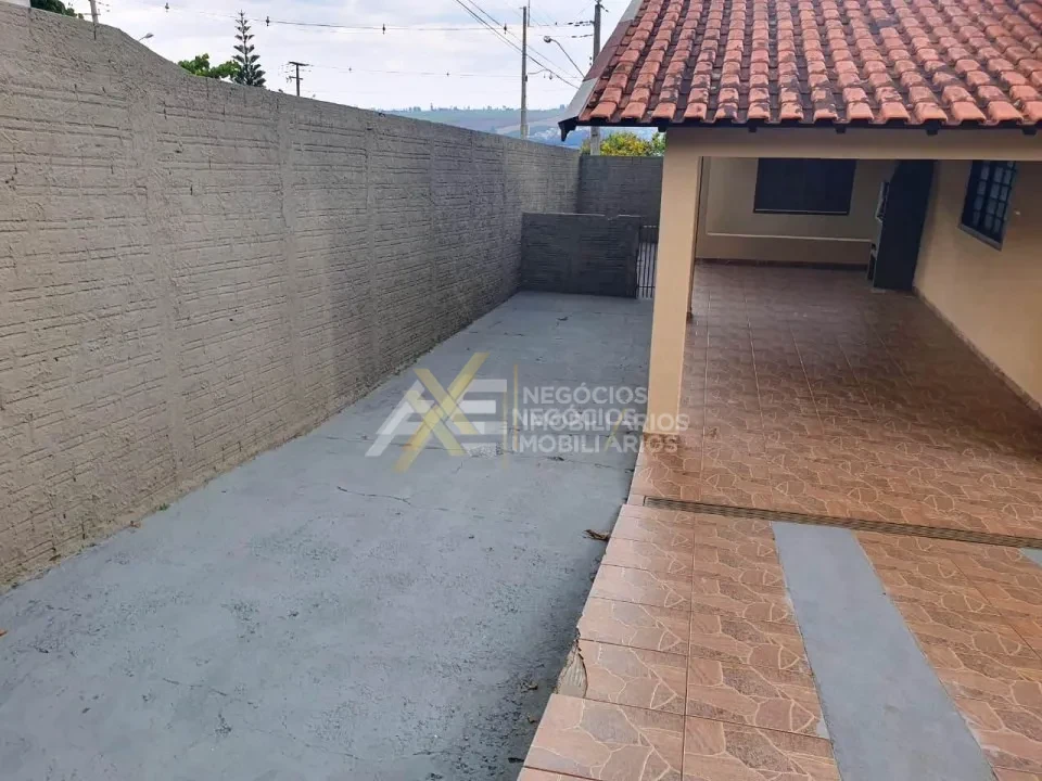 Imagens do imóveis CASA PARA LOCAÇÃO DE 3 QUARTOS NO JARDIM VITORIA EM CAMBE, PR