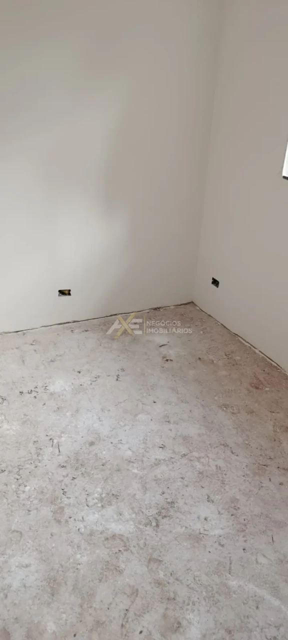 CASA GEMINADA com 3 quartos (sendo 1 suíte)