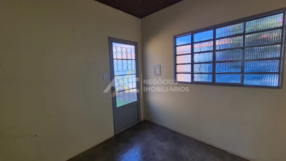 Imagens do imóveis CASA A VENDA COM 2 QUARTOS NO JD CALIFORNIA EM CAMBÉ