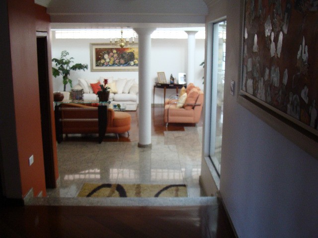 Casa a Venda de Alto Padrão no Parque Sella com Piscina, em Cambé, Pr - foto 29