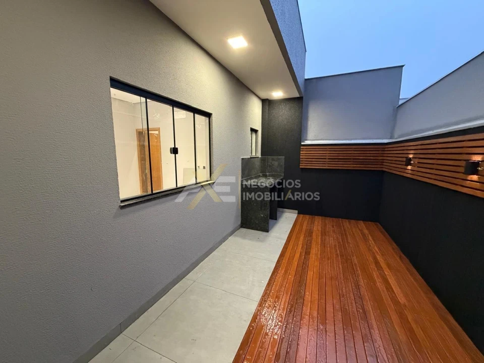 Imagens do imóveis CASA EM CONDOMÍNIO FECHADO - MORADA DAS FLORES ROSAS