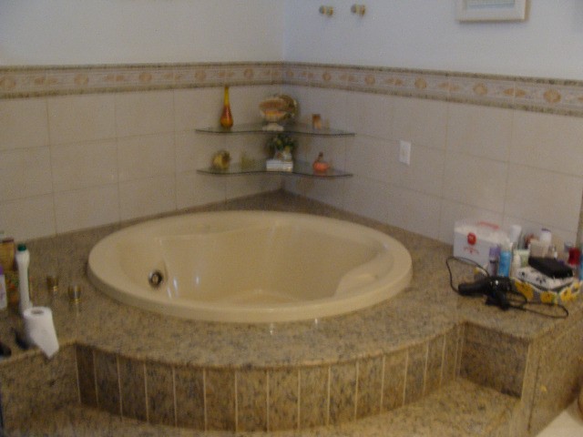 Casa a Venda de Alto Padrão no Parque Sella com Piscina, em Cambé, Pr - foto 31