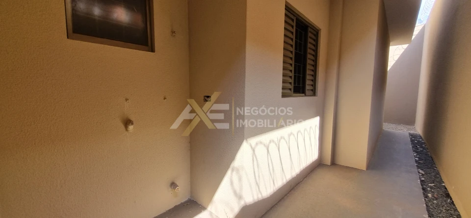 Imagens do imóveis CASA À VENDA DE 3 QUARTOS ( SENDO 1 SUÍTE), JARDIM PARANÁ, CAMBÉ-PR