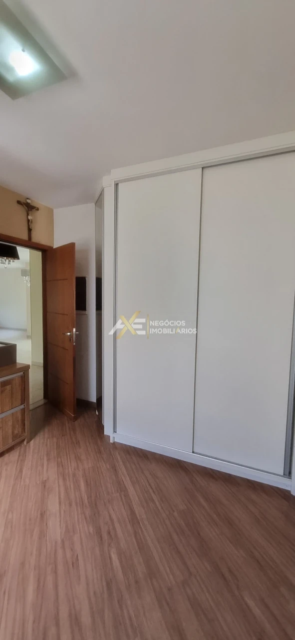 Imagens do imóveis CASA À VENDA NO JARDIM MONTE REAL - CAMBÉ-PR