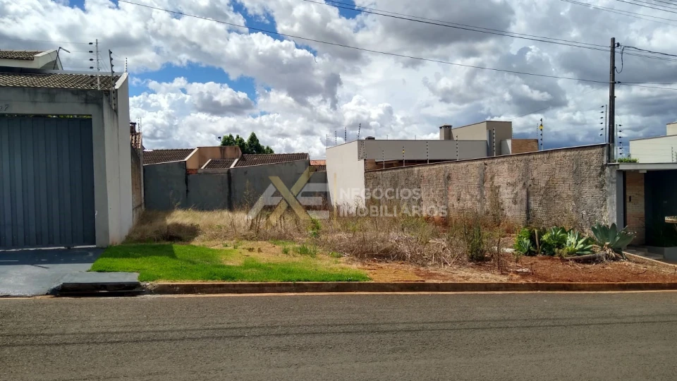 Terreno a venda no Residencial Maria Flora