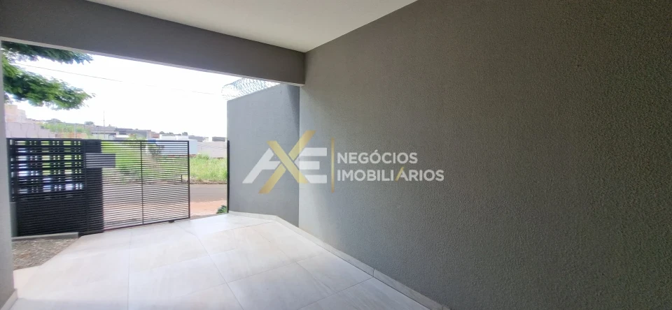 Imagens do imóveis CASA À VENDA DE 3 QUARTOS (SENDO 1 SUÍTE), JARDIM PARANA