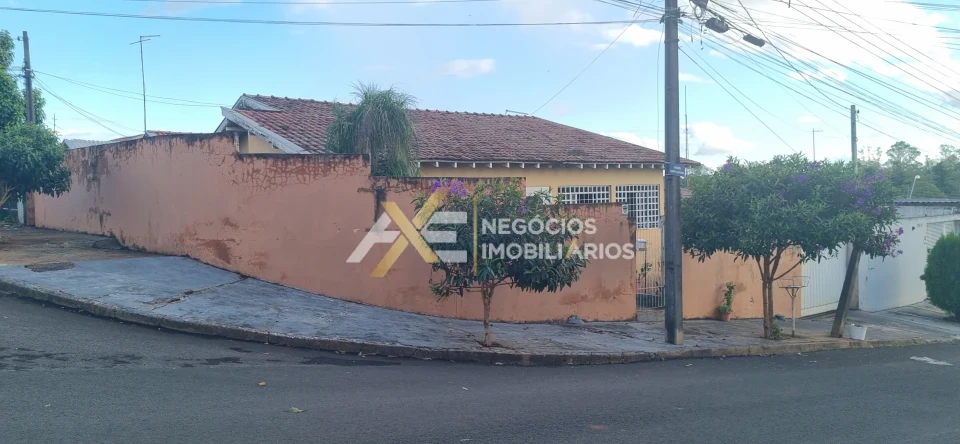 Imagens do imóveis CASA À VENDA EM CAMBÉ, AVENIDA SANTO CASARO, CAMBÉ 2