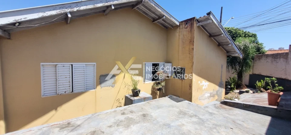 Imagens do imóveis CASA À VENDA EM CAMBÉ, AVENIDA SANTO CASARO, CAMBÉ 2