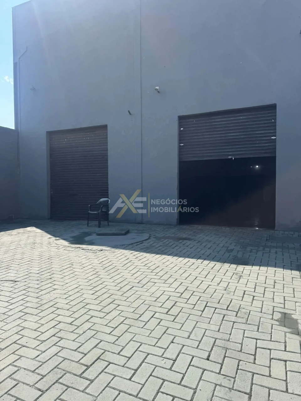 Barracão a Venda com 220 m2 de construção na Zona Norte em Londrina, Pr. - foto 2
