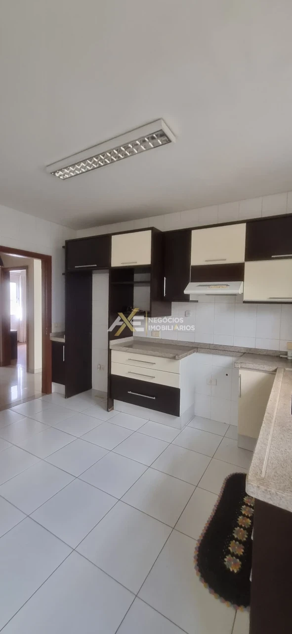 Imagens do imóveis CASA À VENDA NO JARDIM MONTE REAL - CAMBÉ-PR