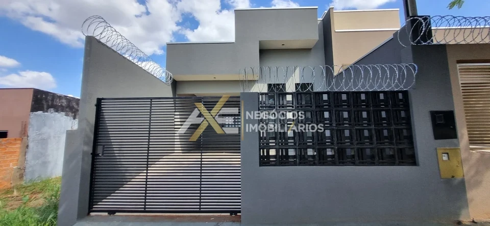 Imagens do imóveis CASA À VENDA DE 3 QUARTOS (SENDO 1 SUÍTE), JARDIM PARANA