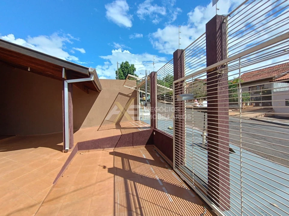Imagens do imóveis Casa à venda no Casaroto