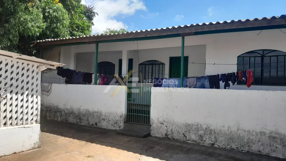 Imagens do imóveis Casa a venda com edícula no fundo