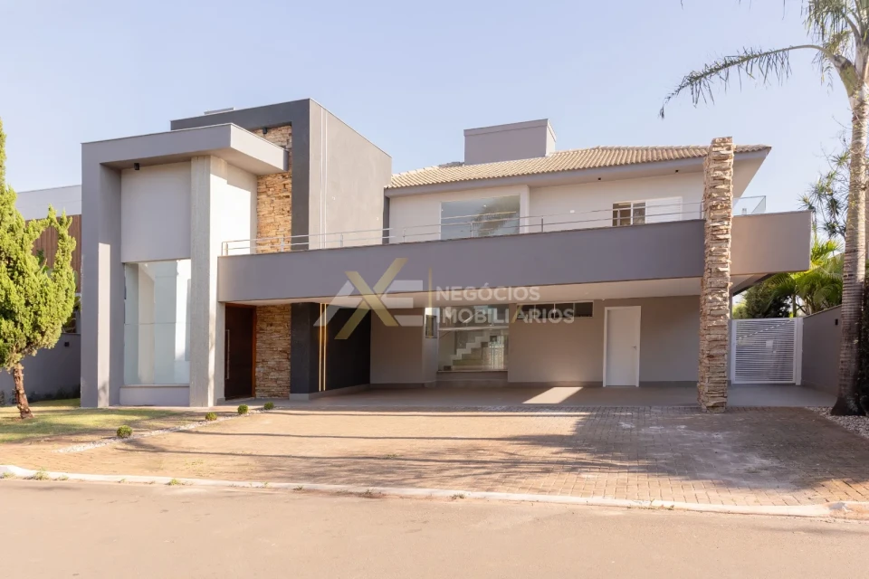 CASA DE ALTO PADRÃO – VILLAGIO DO ENGENHO