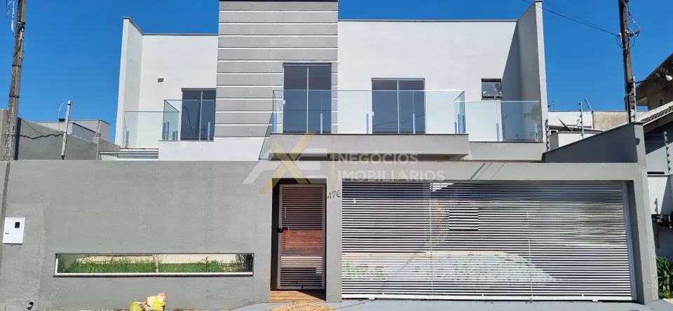 Casa Sobrado à Venda , com 2 Suítes, Mais 2 Quartos, com 250 M² de Construção, Terreno 300 M² - Residencial Espanha, Cambé