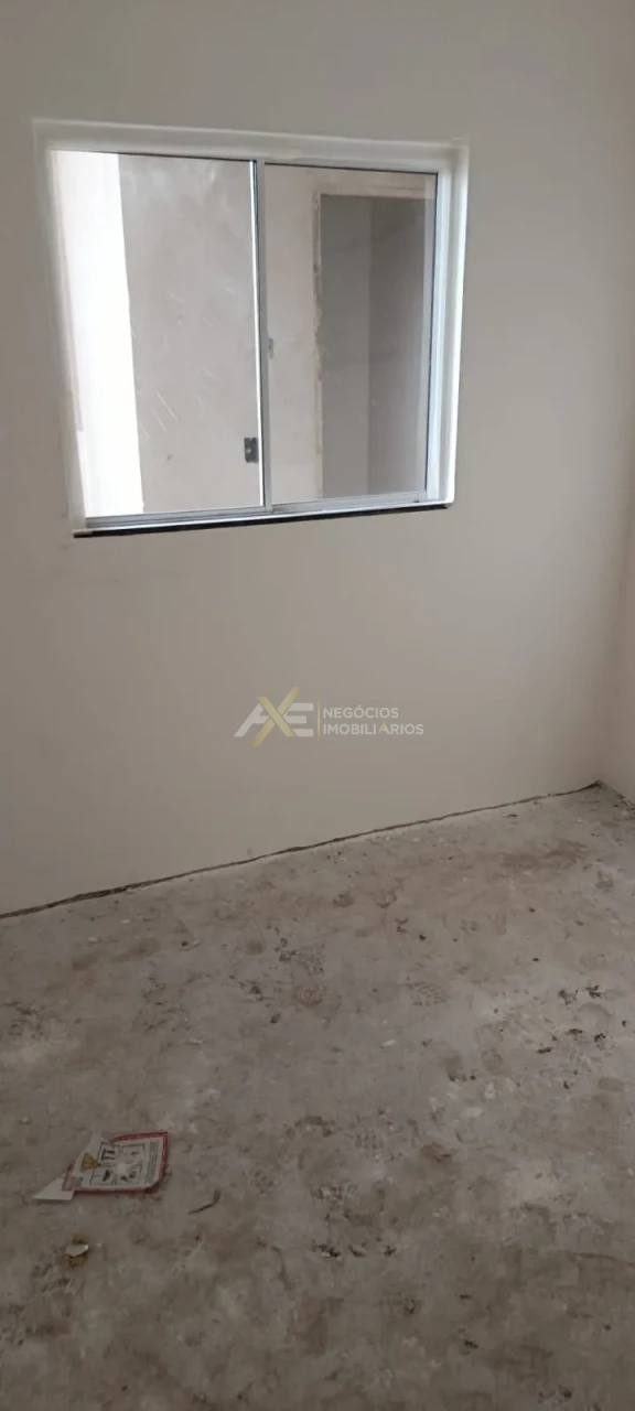 CASA GEMINADA com 3 quartos (sendo 1 suíte)