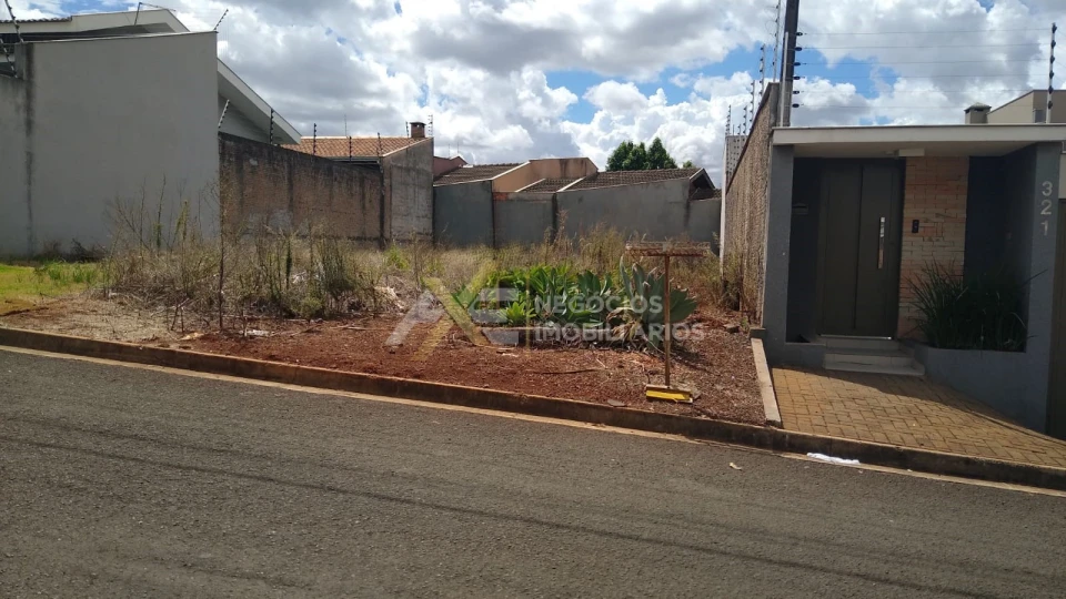 Terreno a venda no Residencial Maria Flora