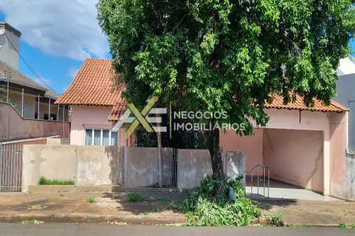 Casa à Venda no Centro de Cambé