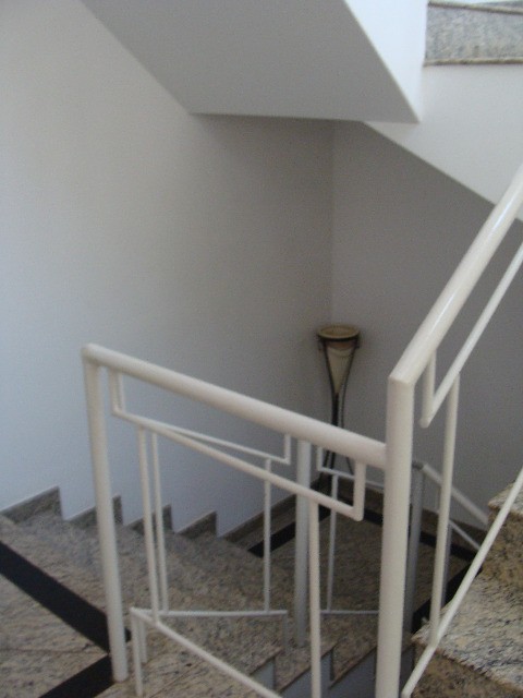 Casa a Venda de Alto Padrão no Parque Sella com Piscina, em Cambé, Pr - foto 5