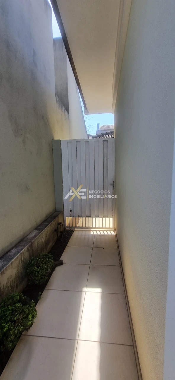 Imagens do imóveis CASA À VENDA NO JARDIM MONTE REAL - CAMBÉ-PR
