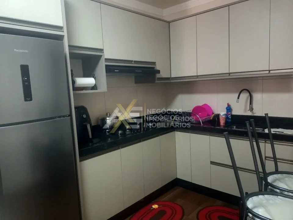 Imagens do imóveis Casa Para Alugar de 2 quartos c/ Cozinha Planejada no Residencial Abussafe Cambé