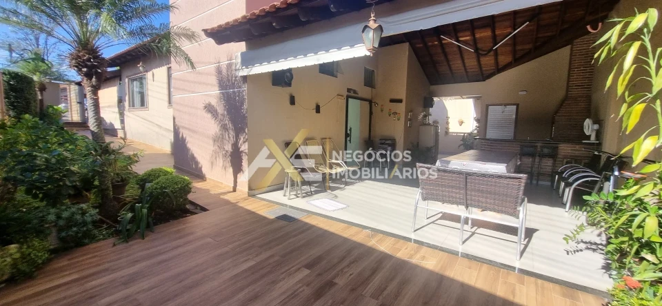 CASA À VENDA NO CAMBÉ II , COM 3 QUARTOS (SENDO 2 SUÍTE)