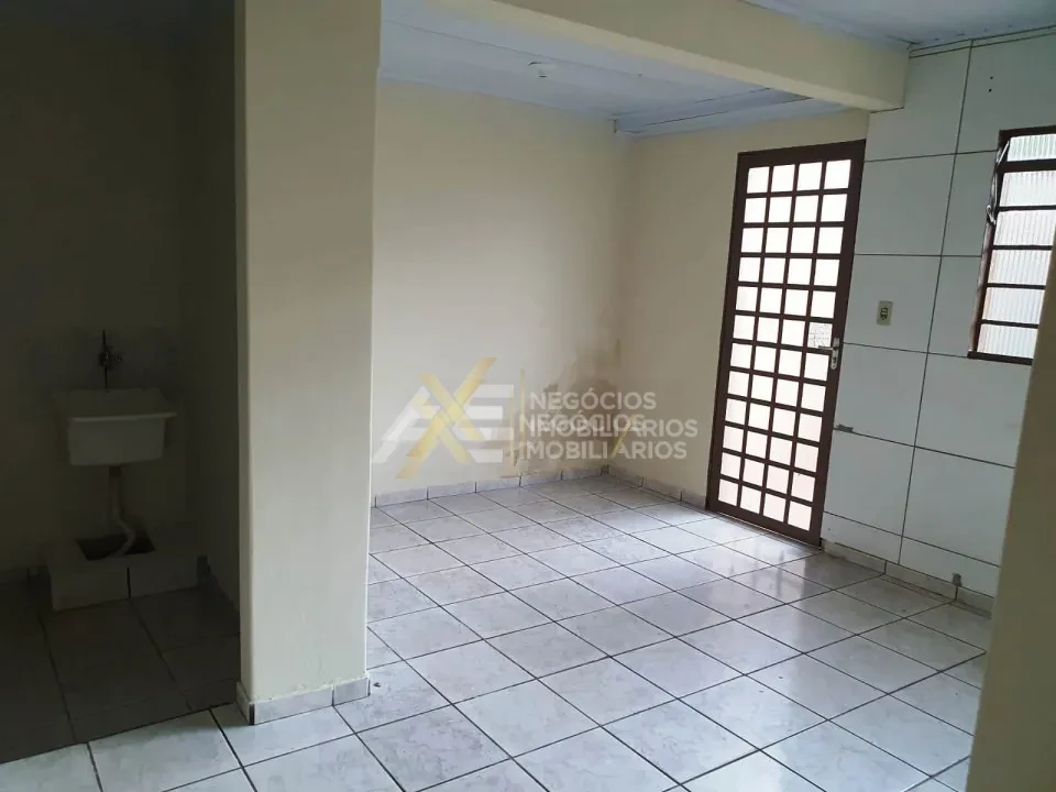 Imagens do imóveis CASA PARA LOCAÇÃO DE 3 QUARTOS NO JARDIM VITORIA EM CAMBE, PR