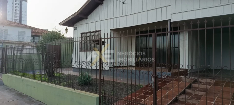 Imagens do imóveis CASA PARA LOCAÇÃO COM 3 QUARTOS