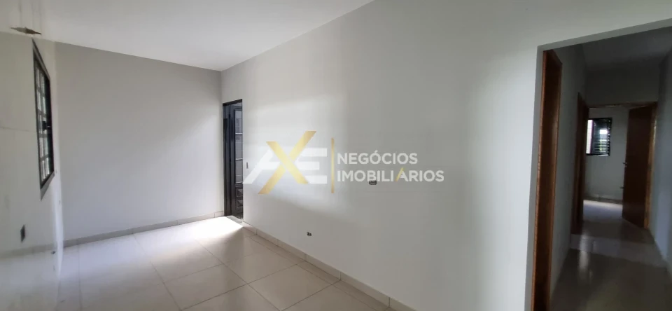 Imagens do imóveis CASA À VENDA DE 3 QUARTOS (SENDO 1 SUÍTE), JARDIM PARANA