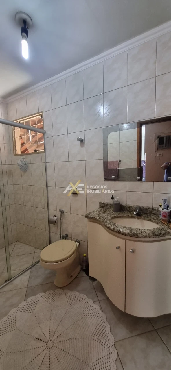 CASA À VENDA NO CAMBÉ II , COM 3 QUARTOS (SENDO 2 SUÍTE)