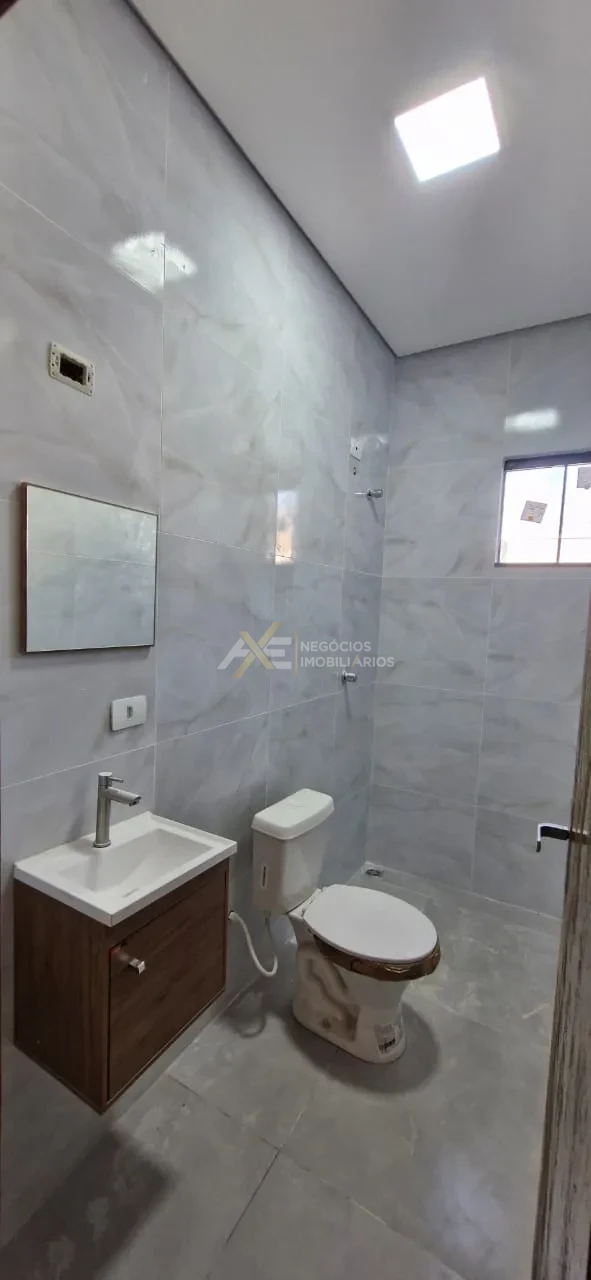 Imagens do imóveis Casa a Venda Jardim Vale Verde na cidade de Cambé, Pr, estuda a possibilidade de pegar veiculo como parte de pagamento