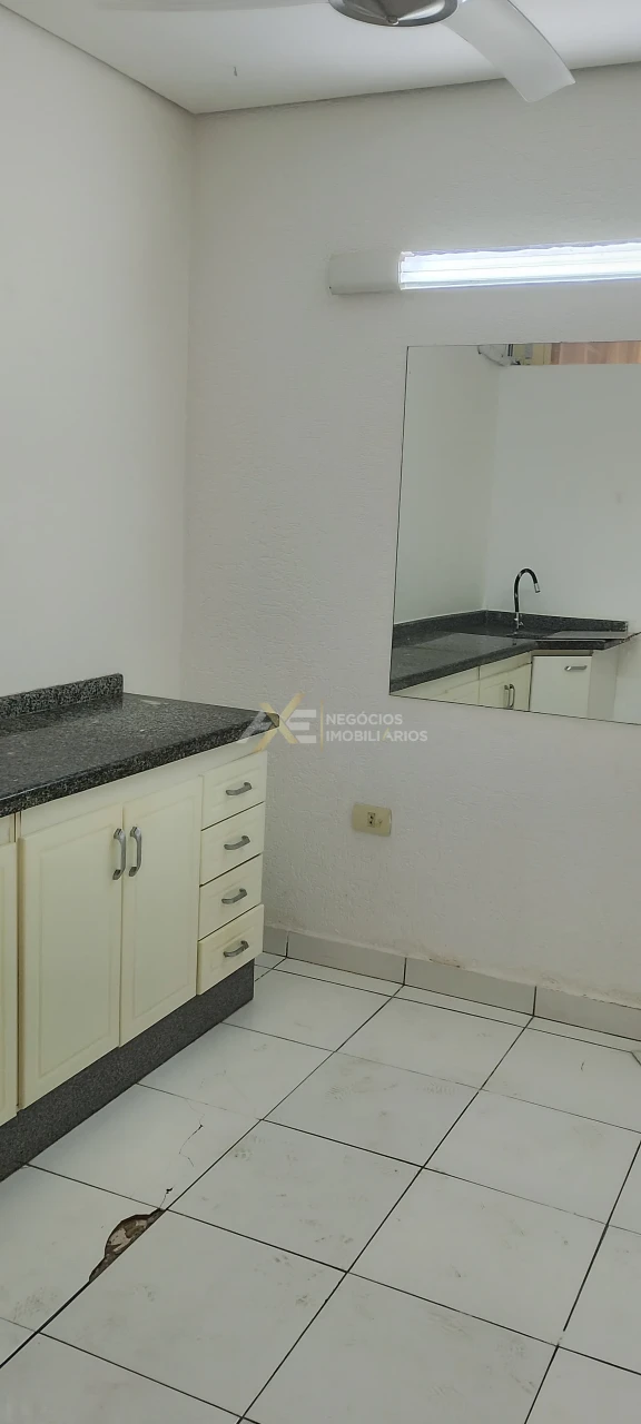Casa Comercial com 5 salas para locação Parque sella em Cambé, Pr