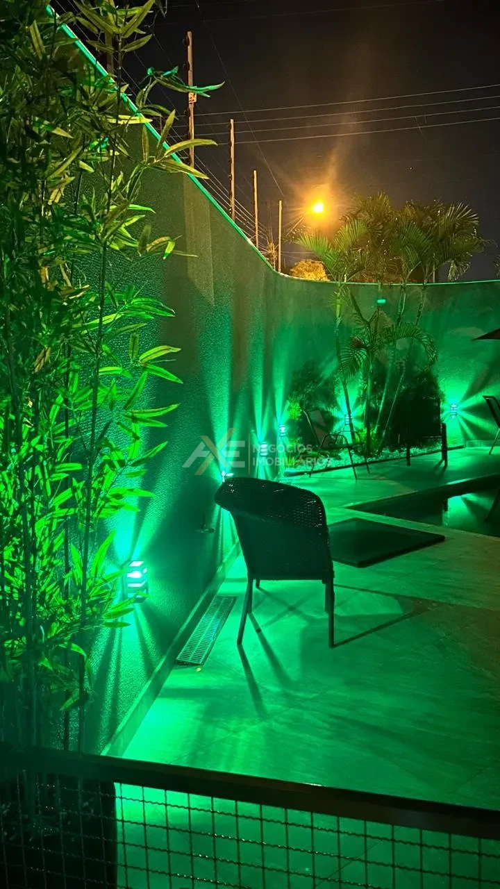 Imagens do imóveis LINDA CASA  ASSOBRADADA JARDIM MORUMBI, COM 3 QUARTOS (SENDO 1 SUÍTE), PISCINA, CHURRASQUEIRA