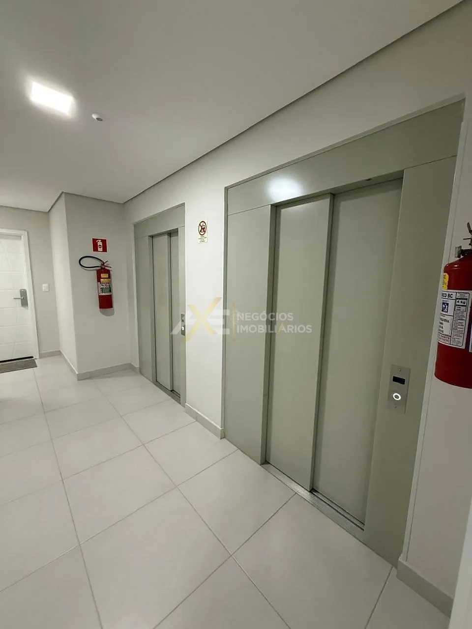 Apartamento Mont Blanc de 3 quartos c/suite e moveis planejados a Venda no Centro de Rolandia, Pr.