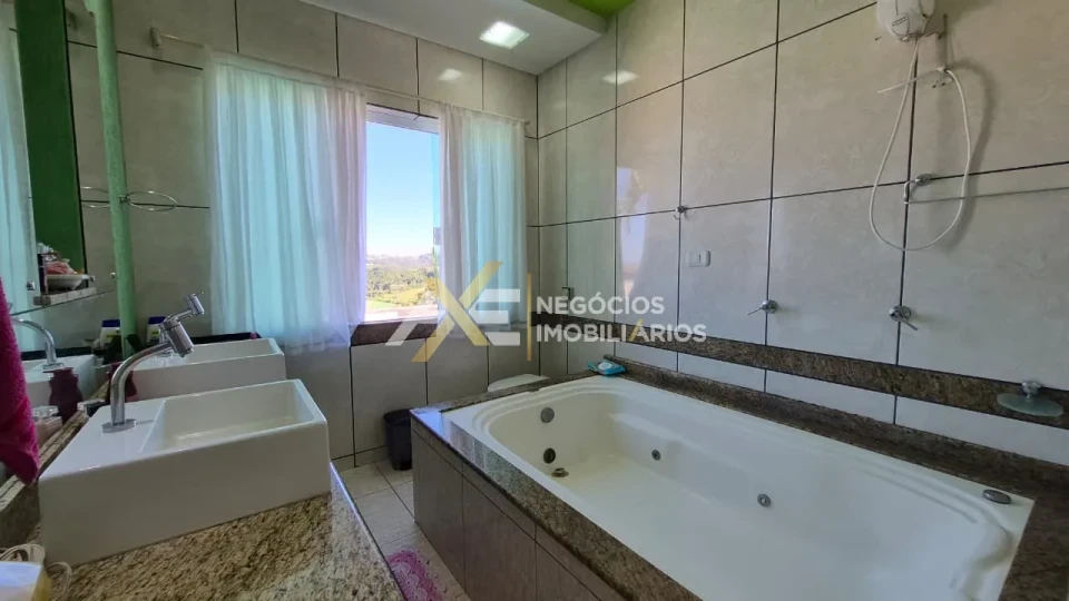 Imagens do imóveis Casa A Venda Com  3 Suítes No Jd Das Flores Em Rolândia