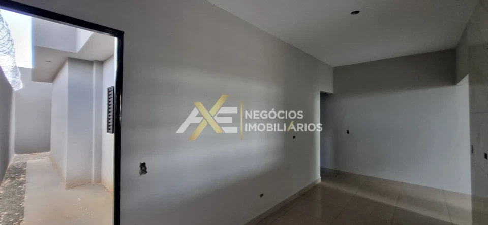 Imagens do imóveis CASA À VENDA DE 3 QUARTOS (SENDO 1 SUÍTE), JARDIM PARANA