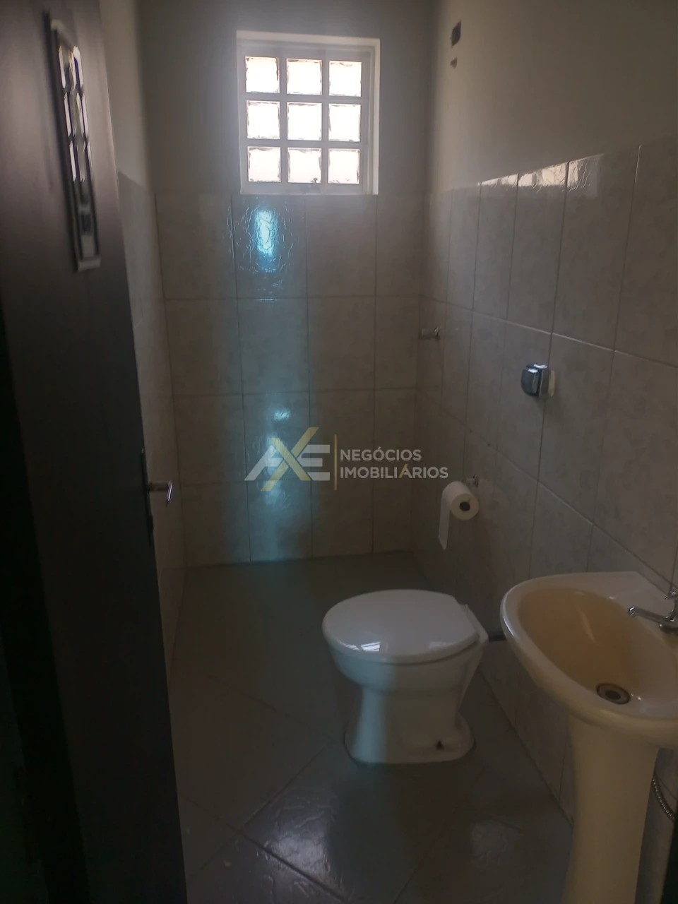 Comercial para Locação no Centro de Cambé, Pr.