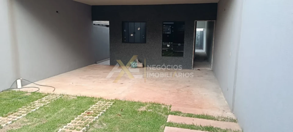 CASA GEMINADA 2 QUARTOS ( SENDO 1 SUÍTE )