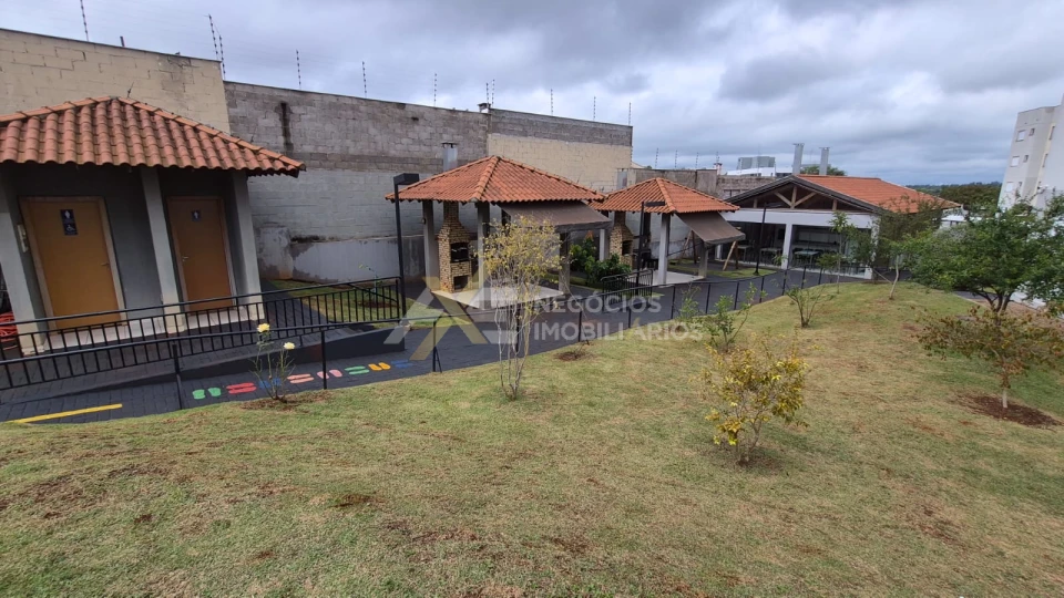 Imagens do imóveis Apartamento Semimobiliado para Locação na Avenida Canadá – Praticidade e Excelente Localização