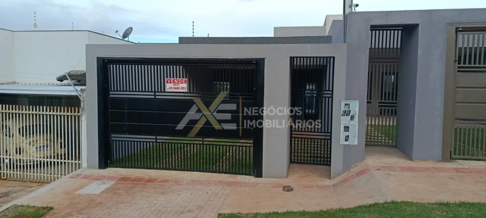 CASA GEMINADA 2 QUARTOS ( SENDO 1 SUÍTE )