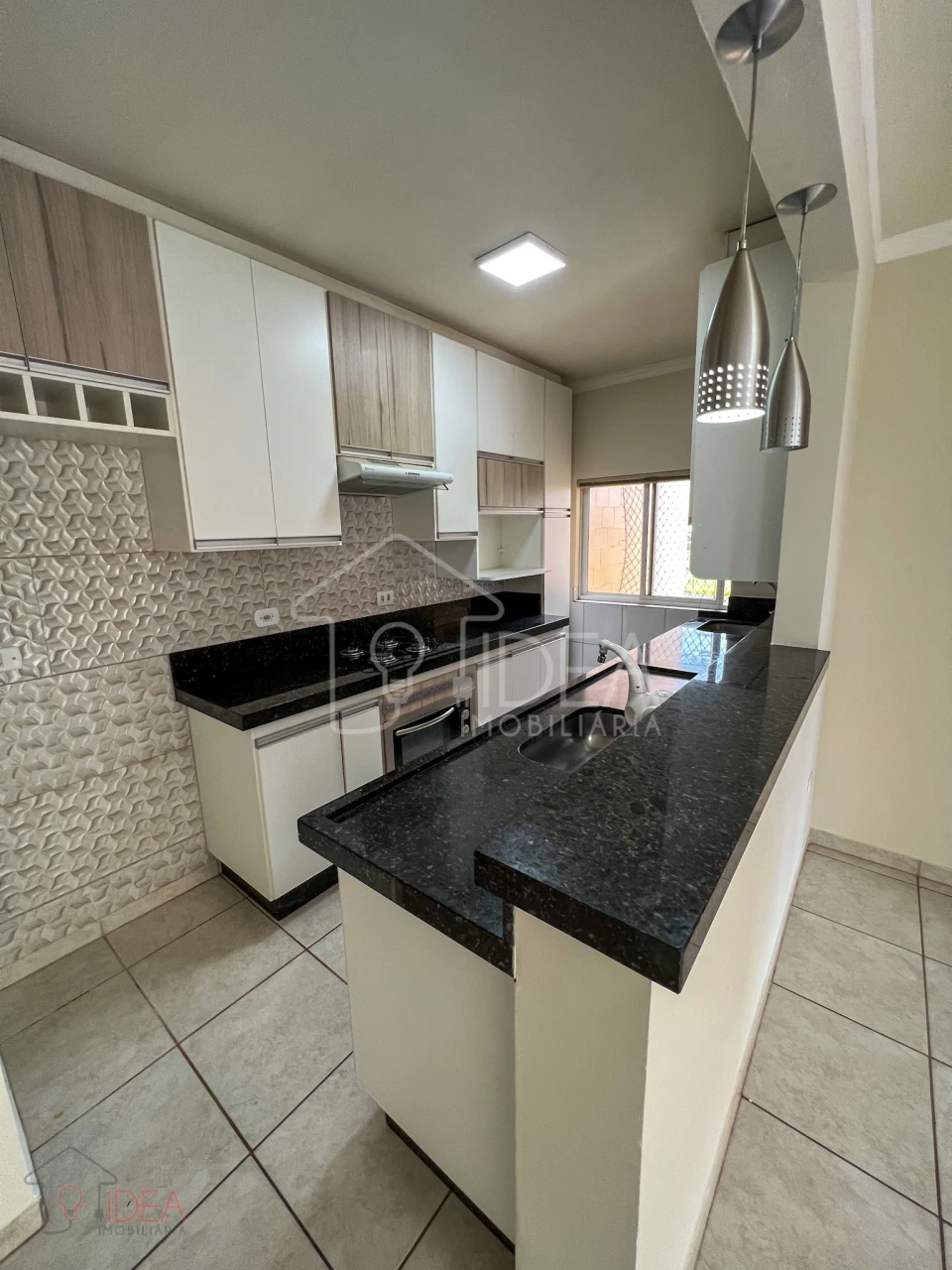 Apartamento com 3 dormitórios - Residencial Alvorada