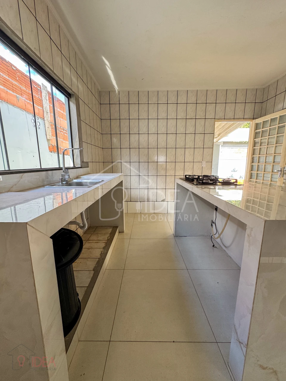 Imagens do imóveis Casa com 2 dormitórios - Centro